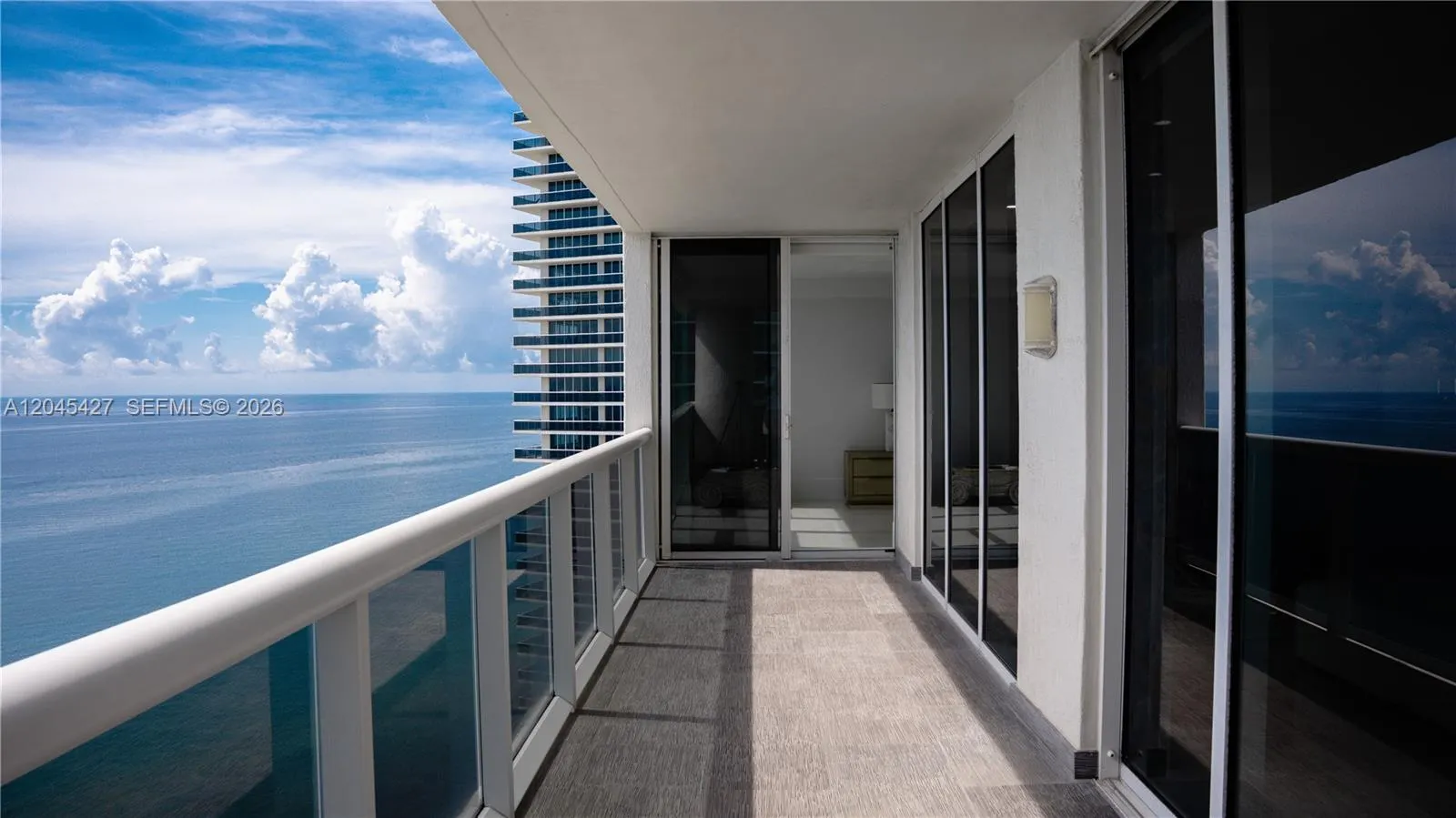 1800 S Ocean Drive #3601