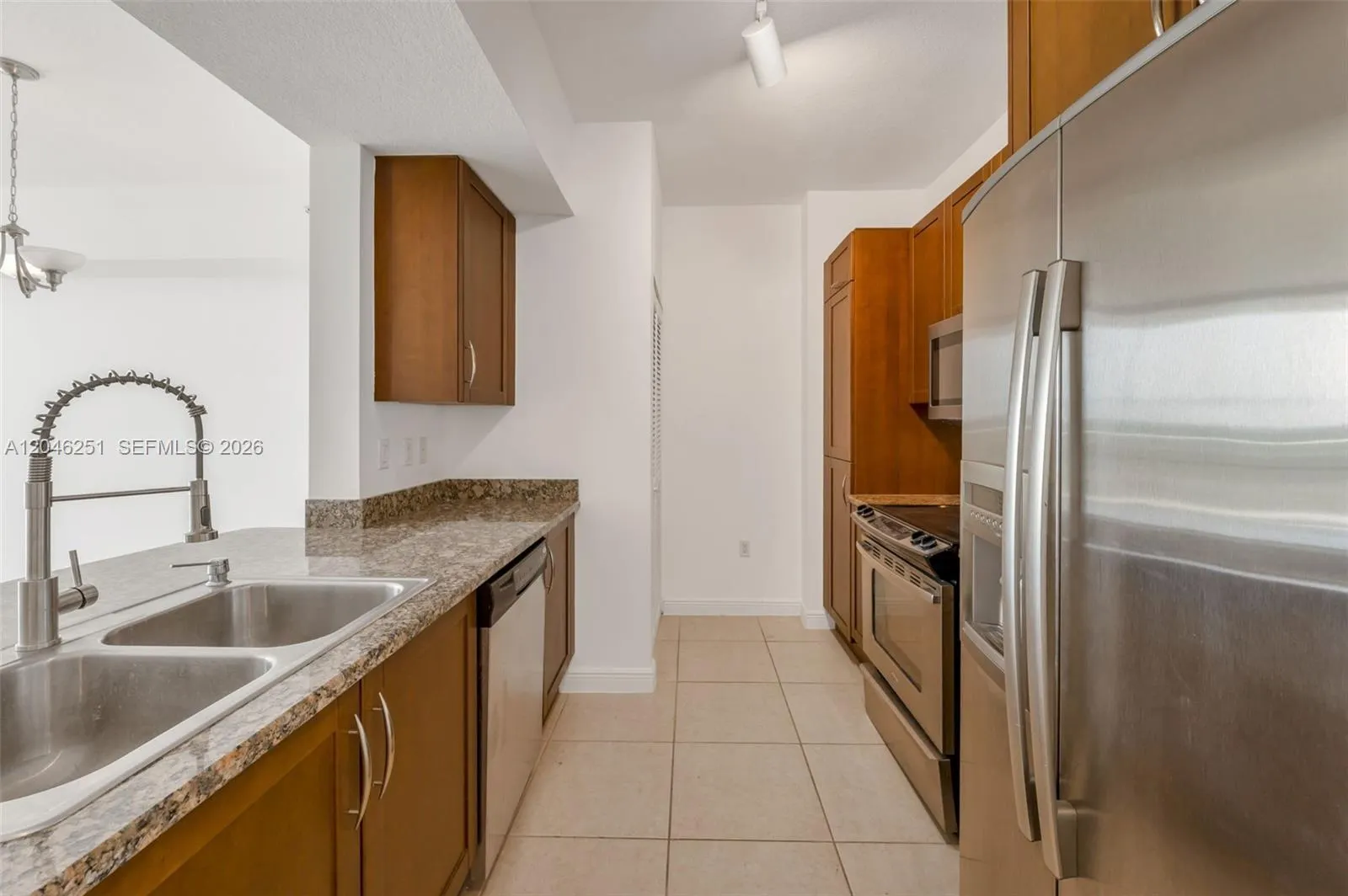 350 N Federal Highway #1202