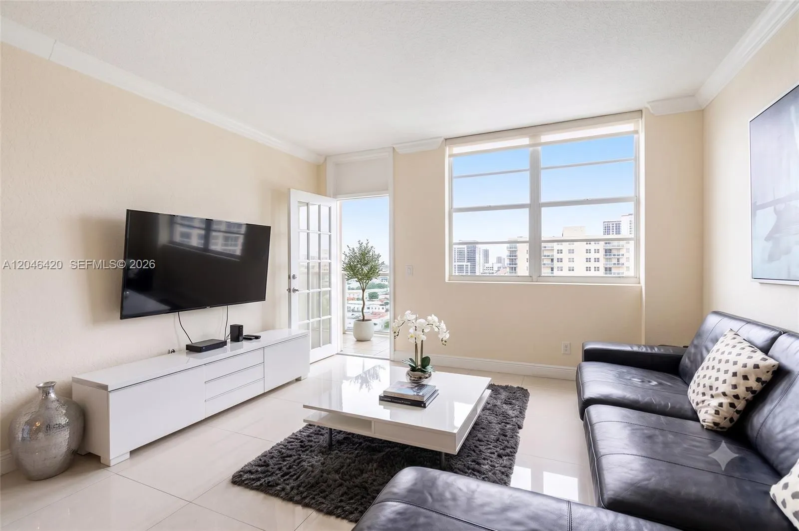 19370 Collins Avenue #716