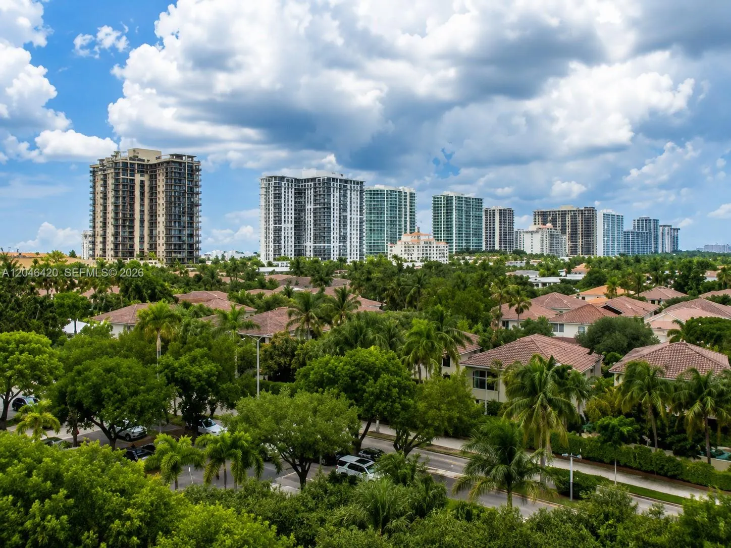 19370 Collins Avenue #716