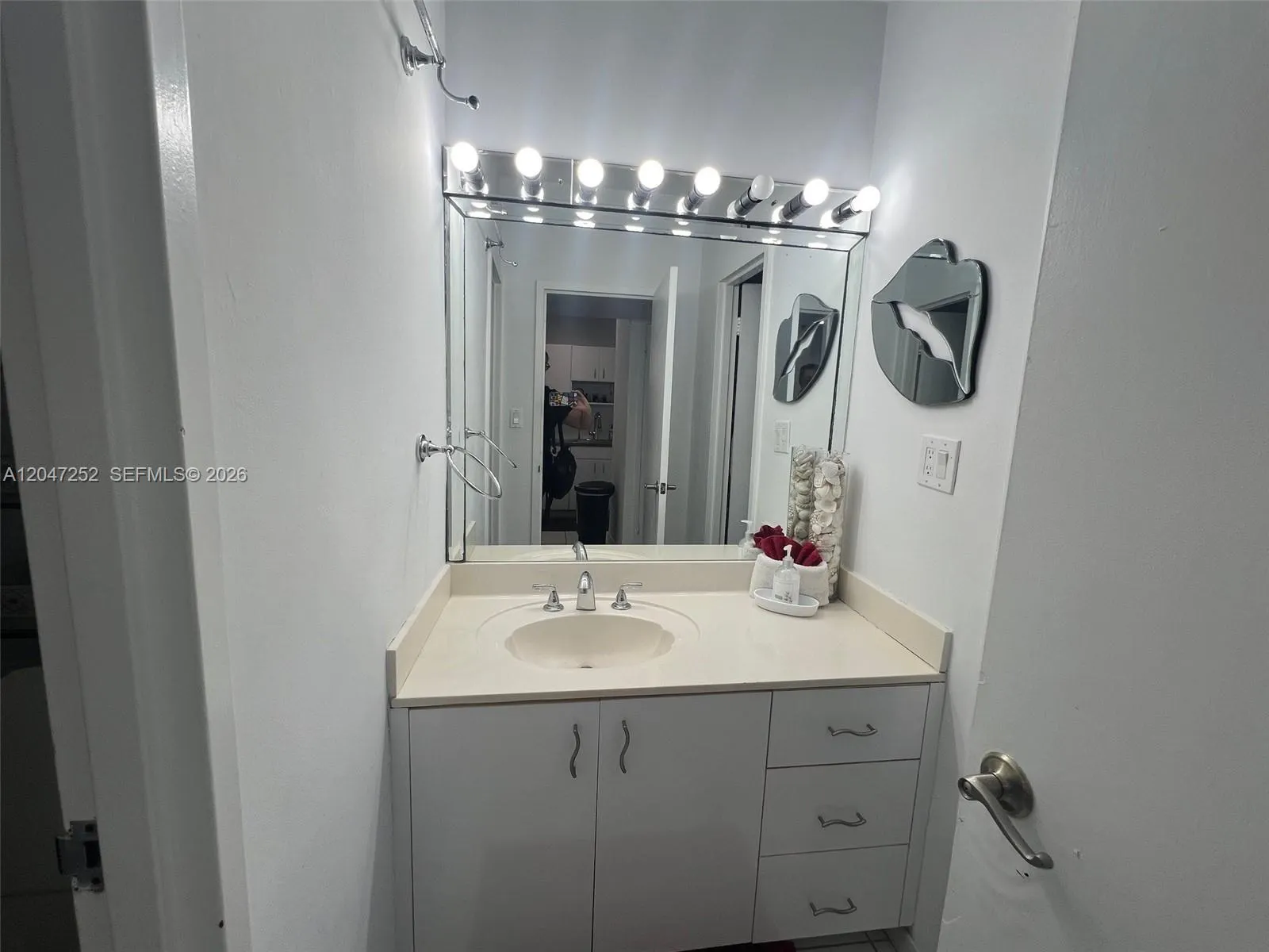 100 Lincoln Road #1126