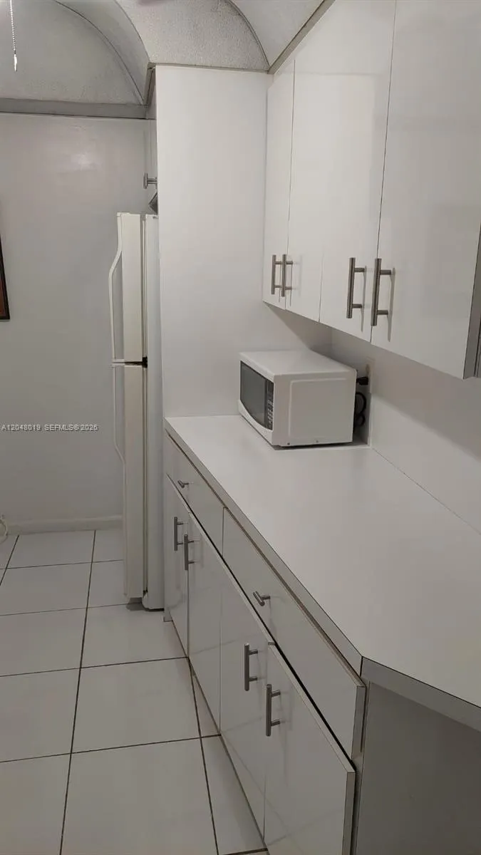 6921 Environ Boulevard #4P