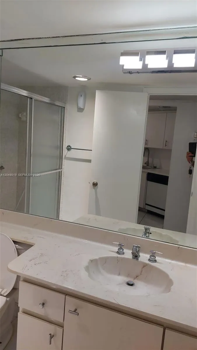 6921 Environ Boulevard #4P