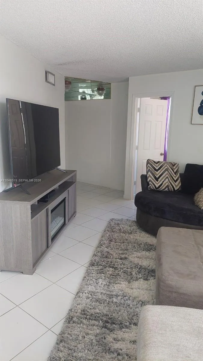 6921 Environ Boulevard #4P