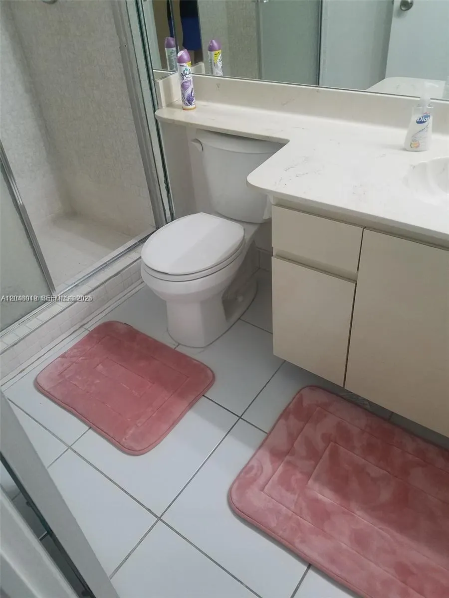 6921 Environ Boulevard #4P