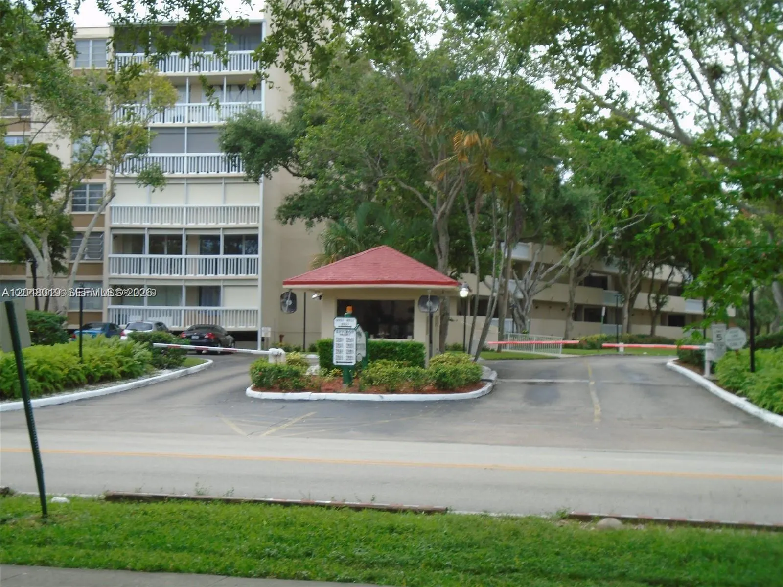 6921 Environ Boulevard #4P
