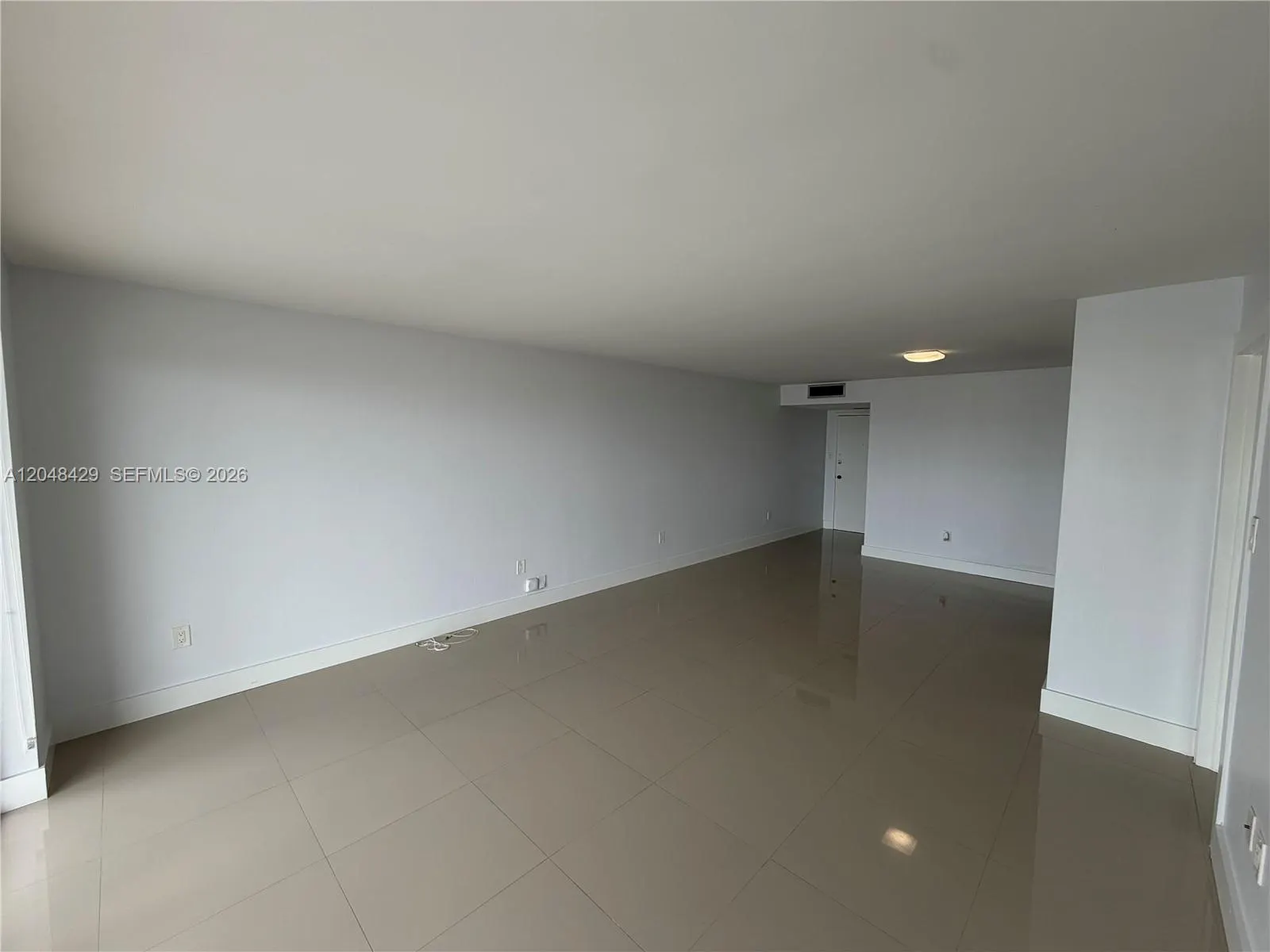 18011 Biscayne Boulevard #1802