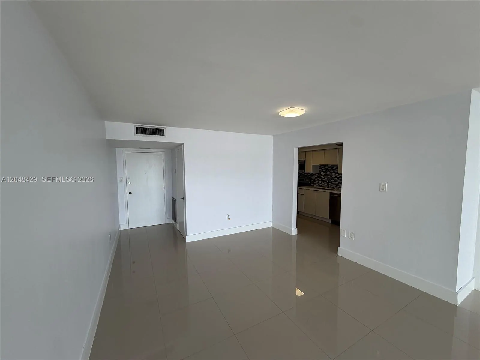 18011 Biscayne Boulevard #1802