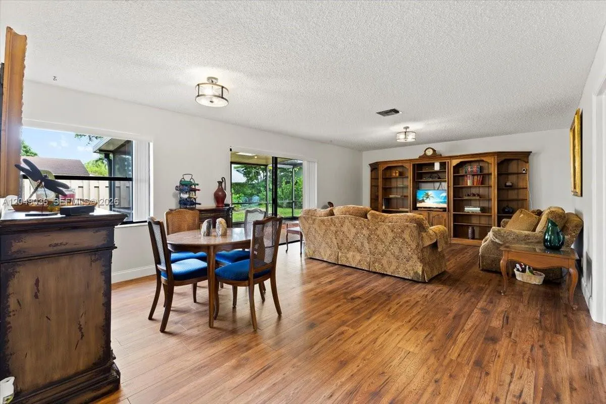 901 NW 26th Avenue