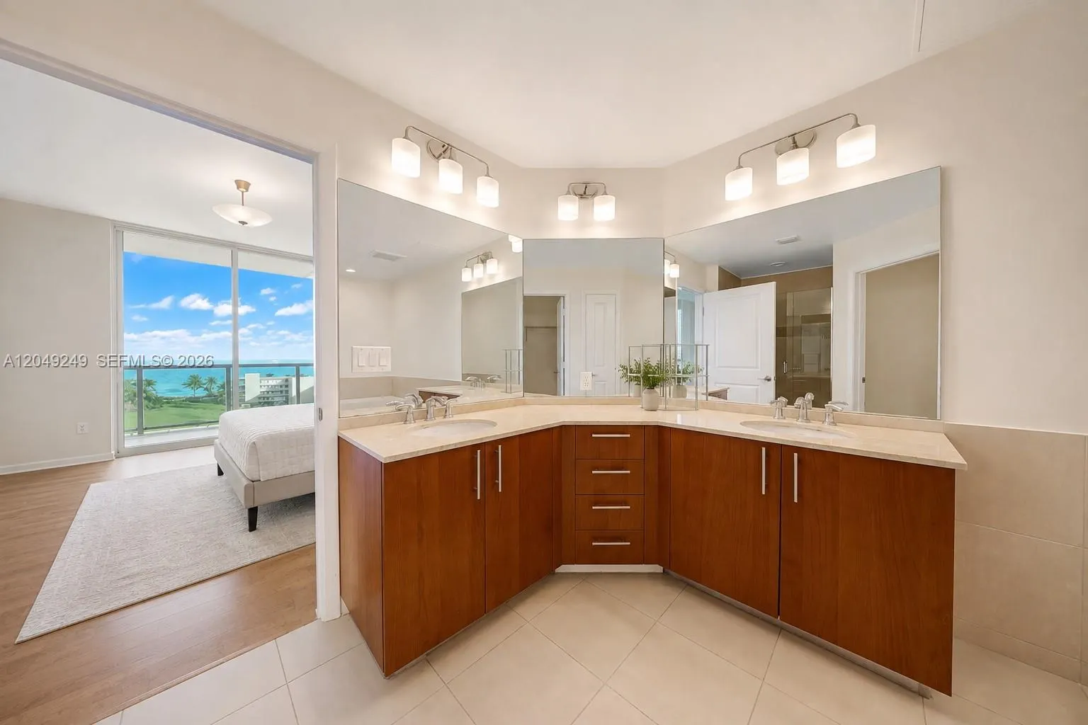 1945 S Ocean Drive #714