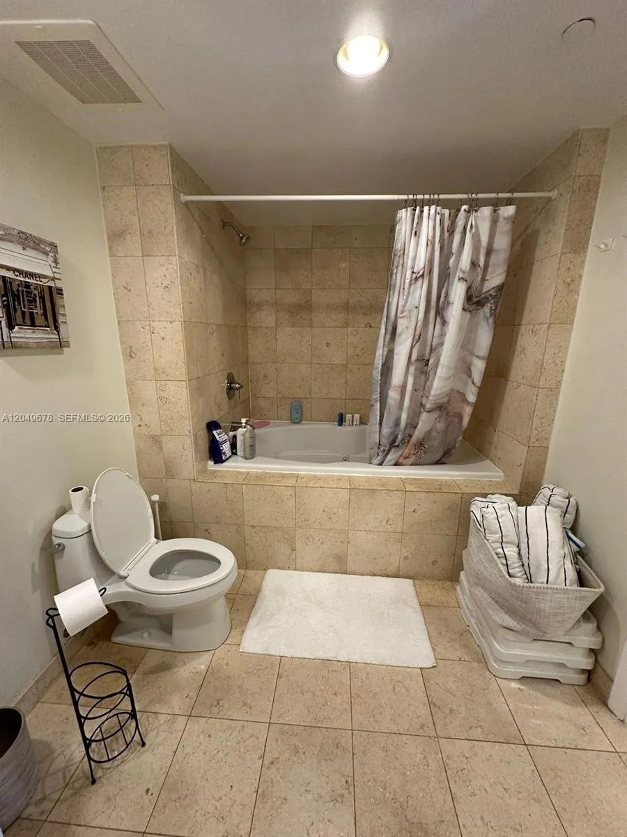 1800 S Ocean Drive #1606