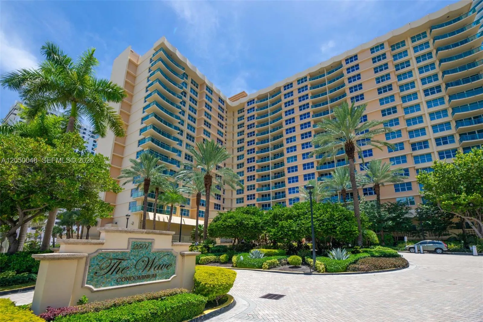 2501 S Ocean Drive #828