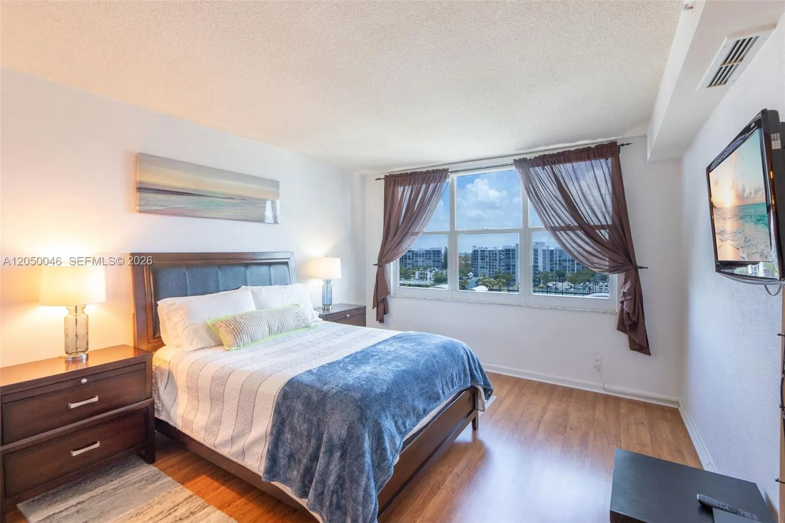 2501 S Ocean Drive #828