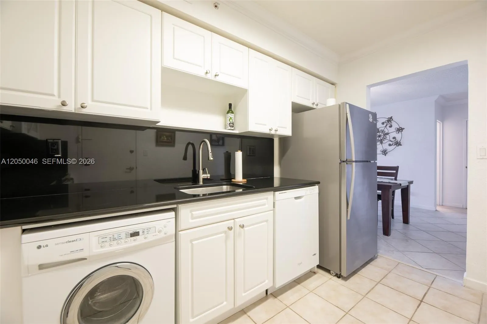 2501 S Ocean Drive #828
