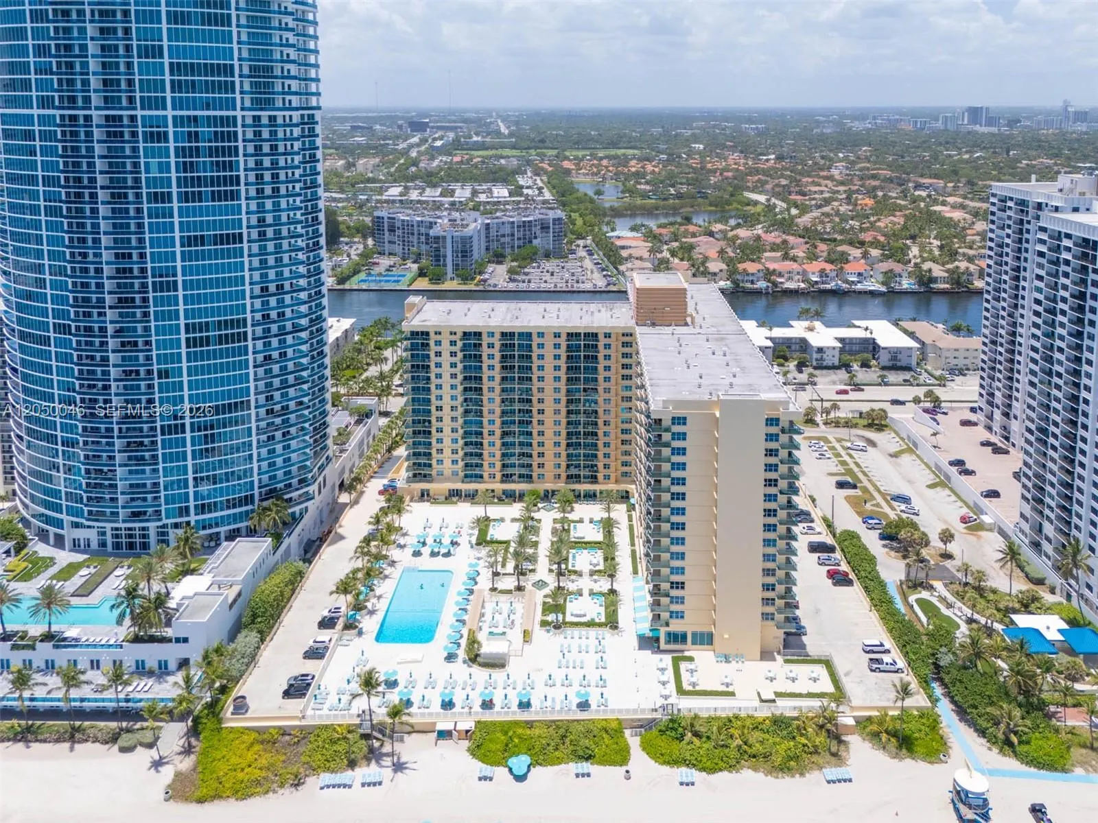 2501 S Ocean Drive #828