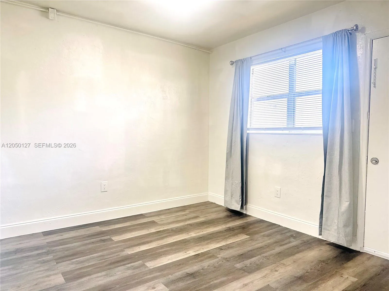 1545 NW 8th Avenue #105