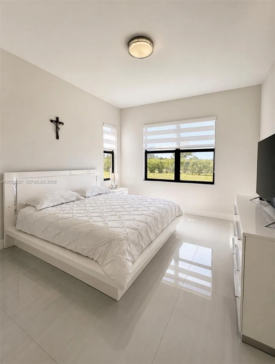 5487 Cassidy Lane