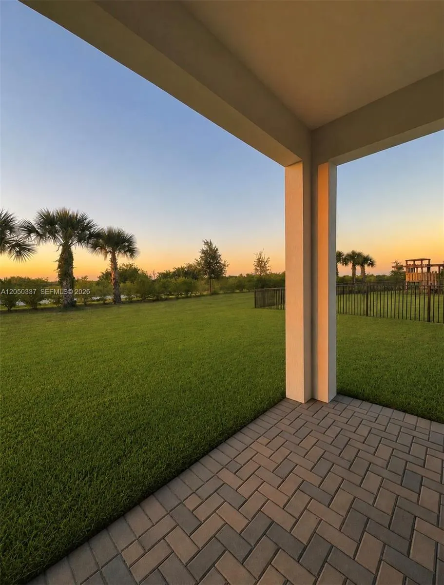 5487 Cassidy Lane