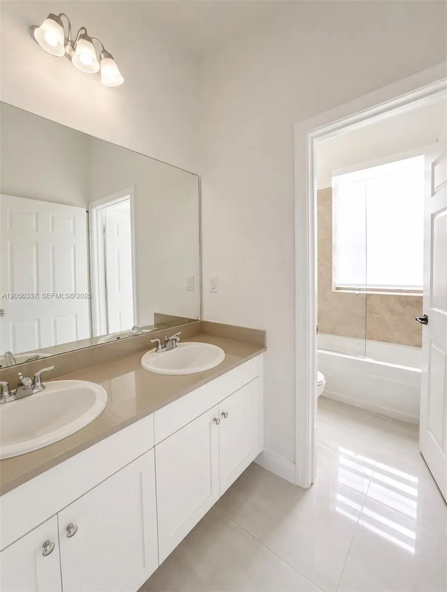 5487 Cassidy Lane