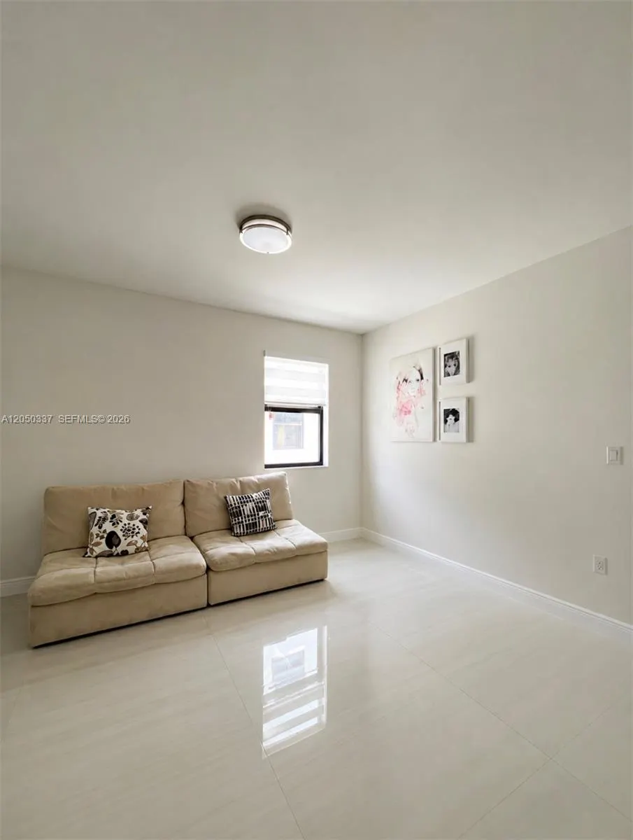 5487 Cassidy Lane