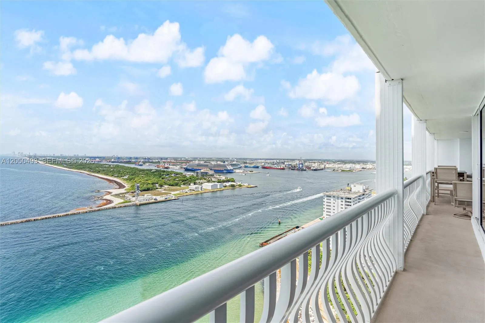 2200 S Ocean Lane #2804