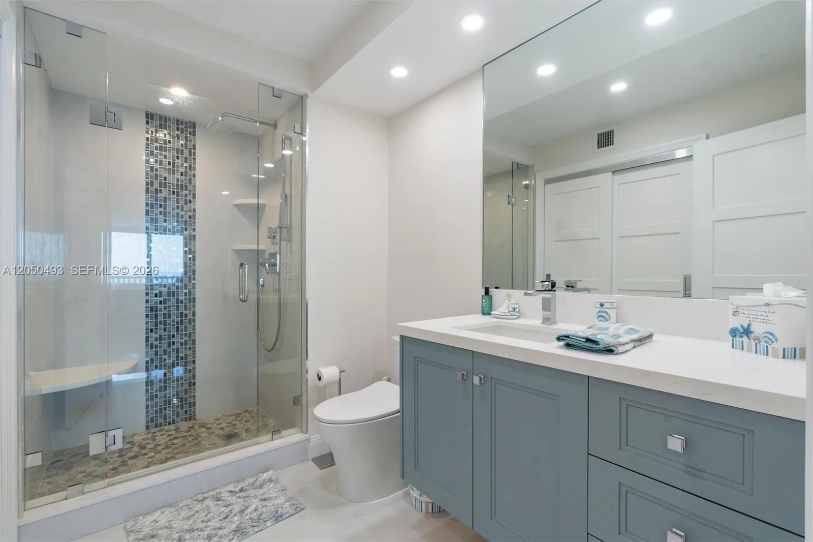 2200 S Ocean Lane #2804