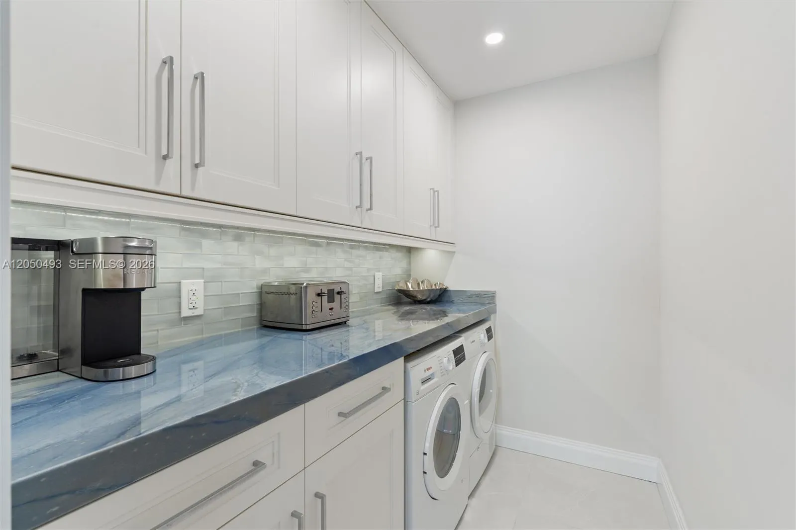 2200 S Ocean Lane #2804