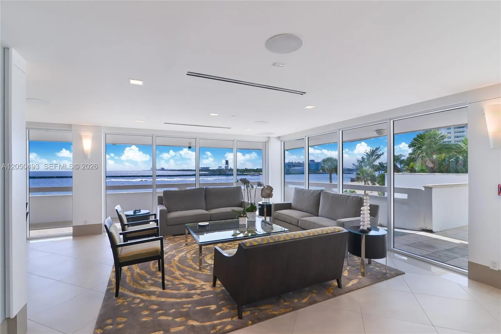 2200 S Ocean Lane #2804