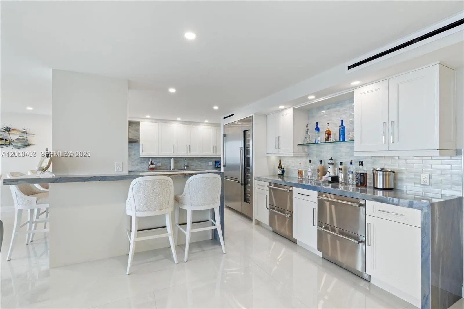 2200 S Ocean Lane #2804