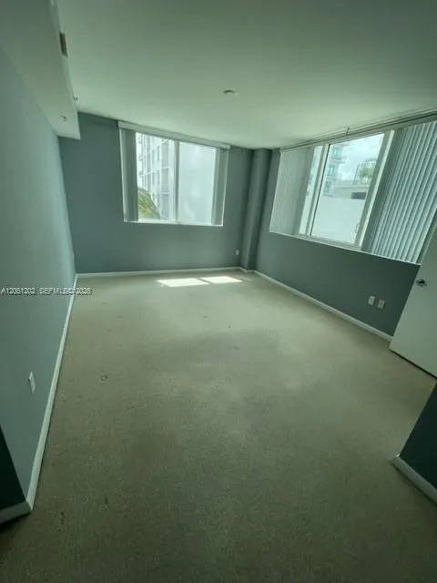 253 NE 2nd Street #1202
