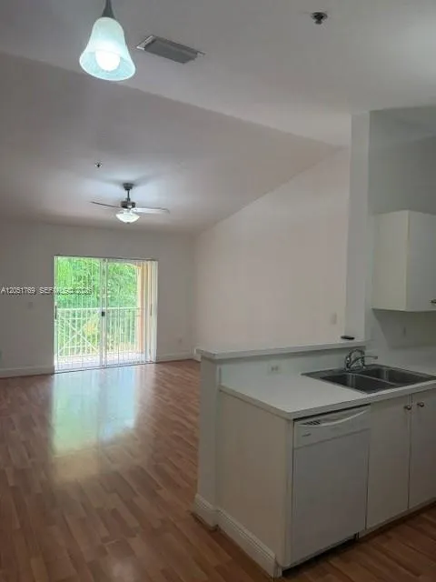 5570 NW 61st Street #932
