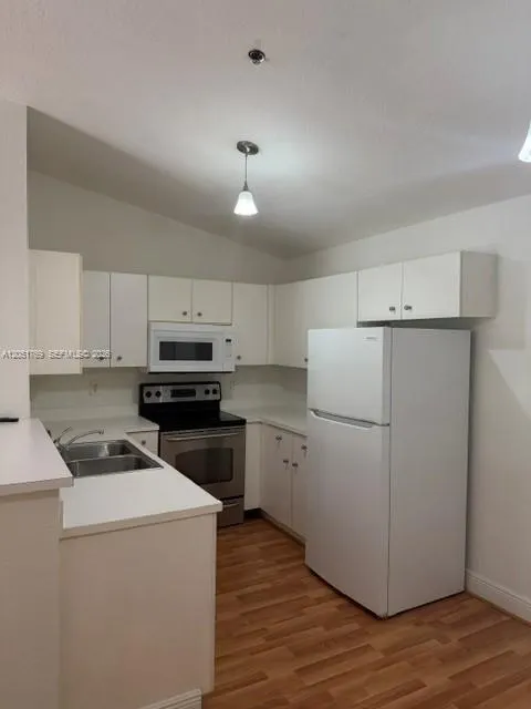 5570 NW 61st Street #932