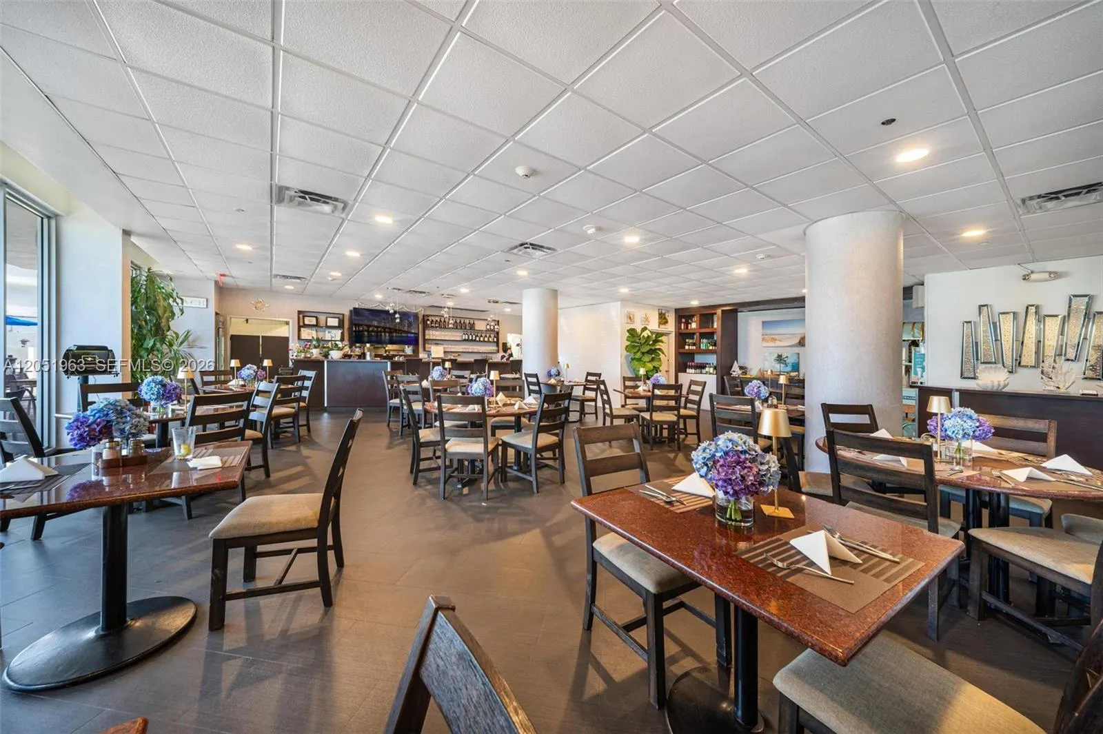 5701 Collins Avenue #1415
