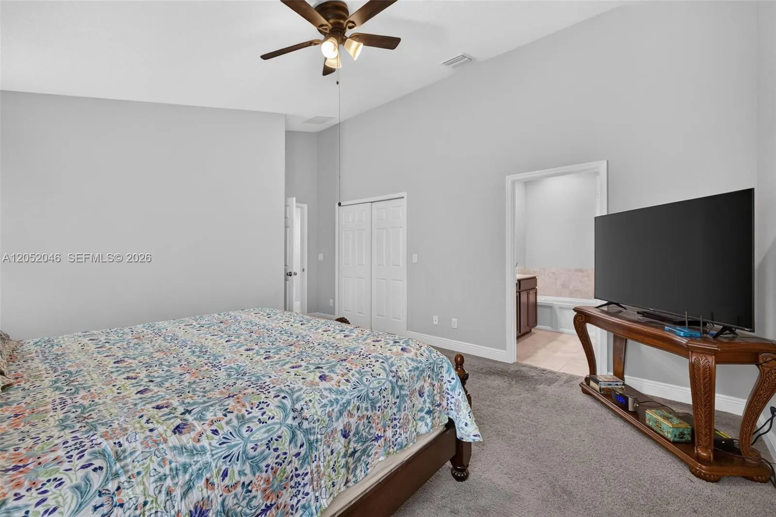 9760 Palm Breezes Drive