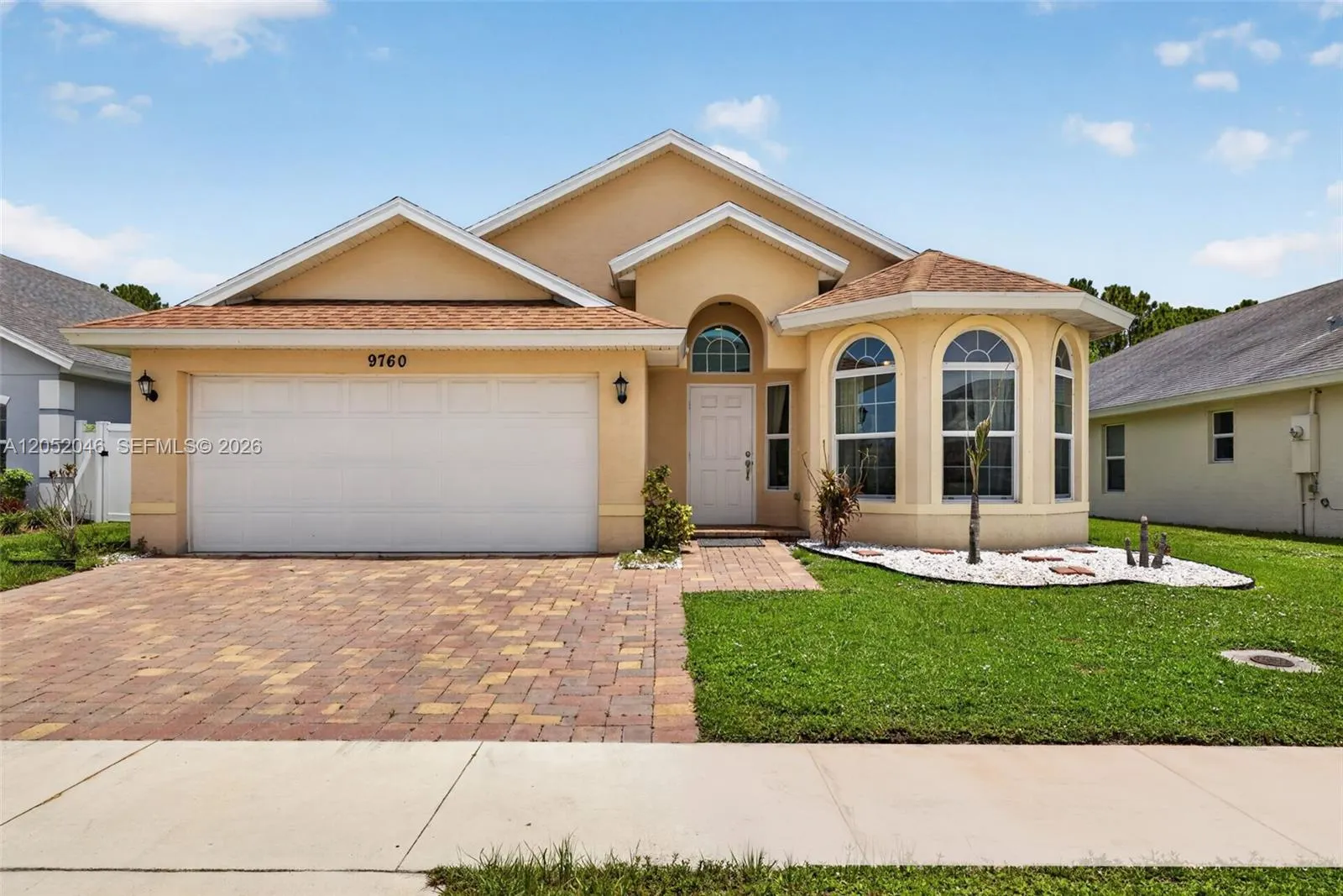 9760 Palm Breezes Drive