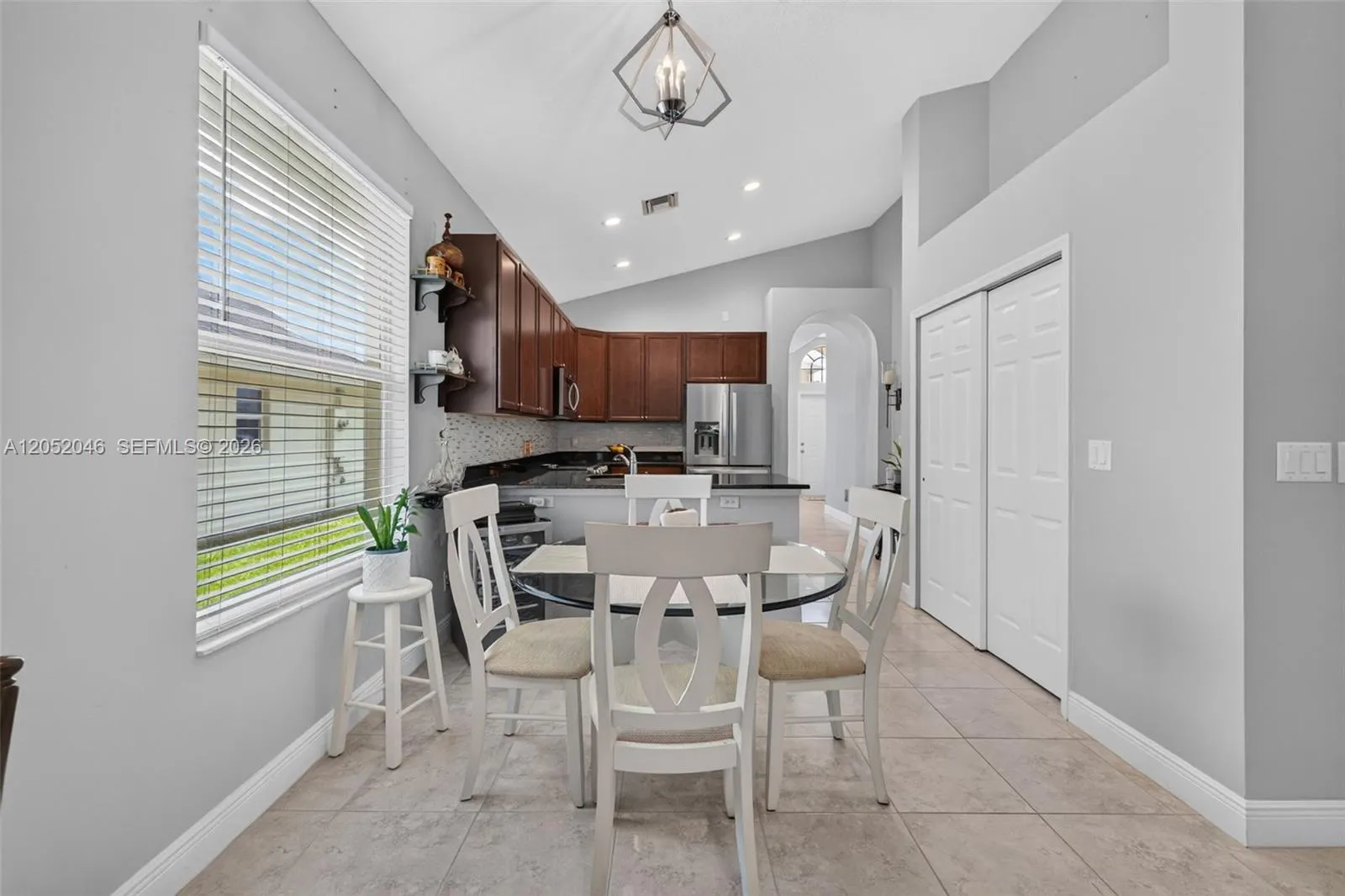9760 Palm Breezes Drive