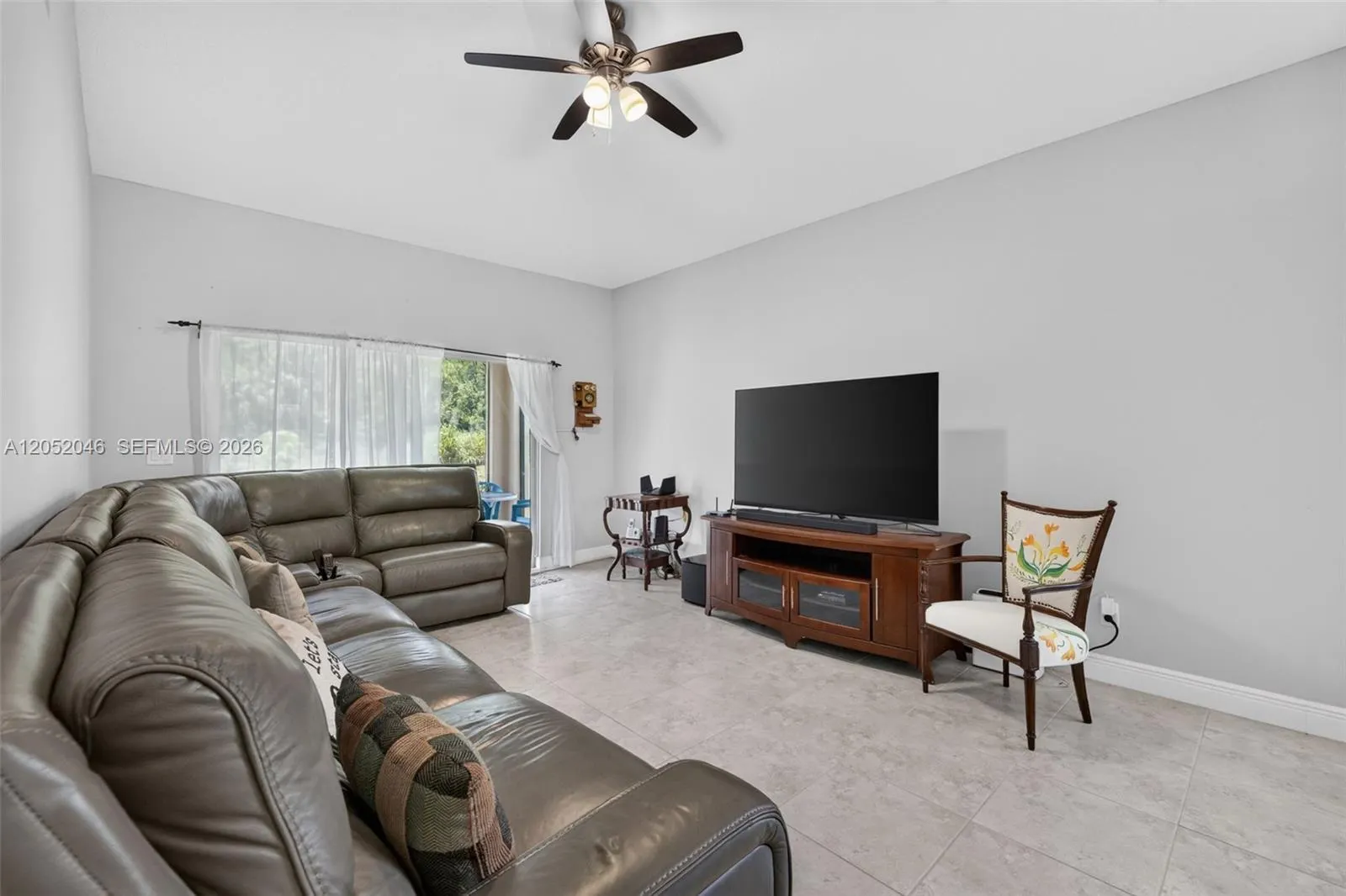 9760 Palm Breezes Drive