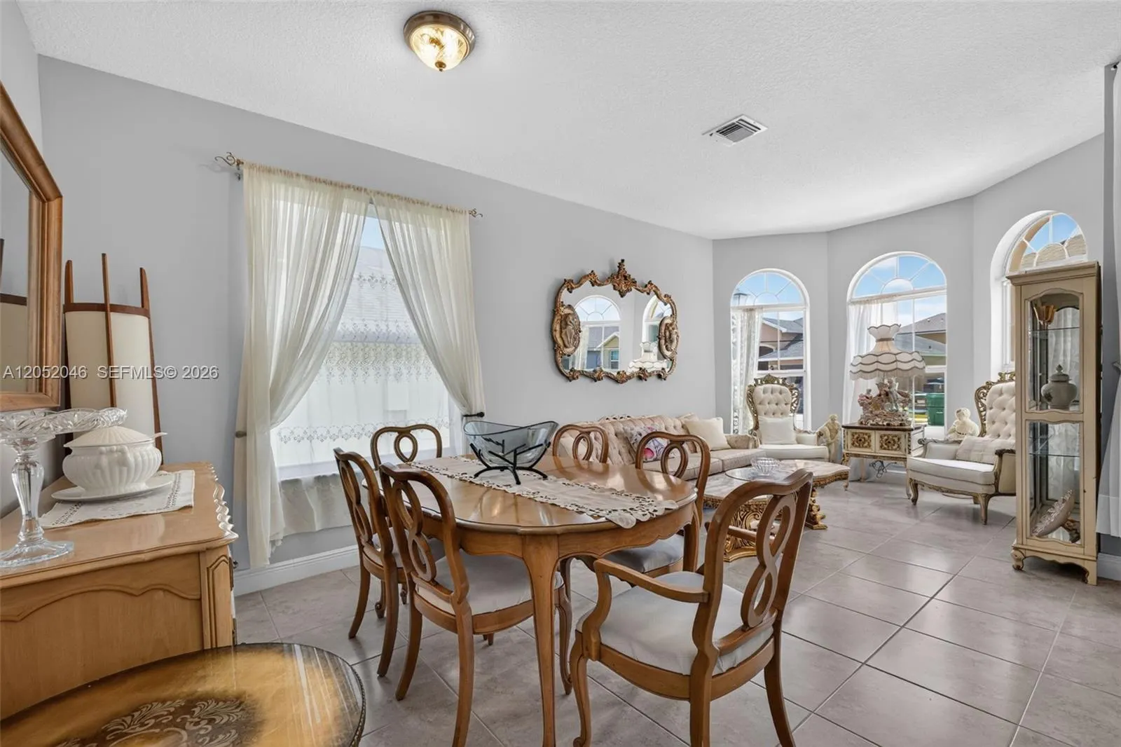 9760 Palm Breezes Drive