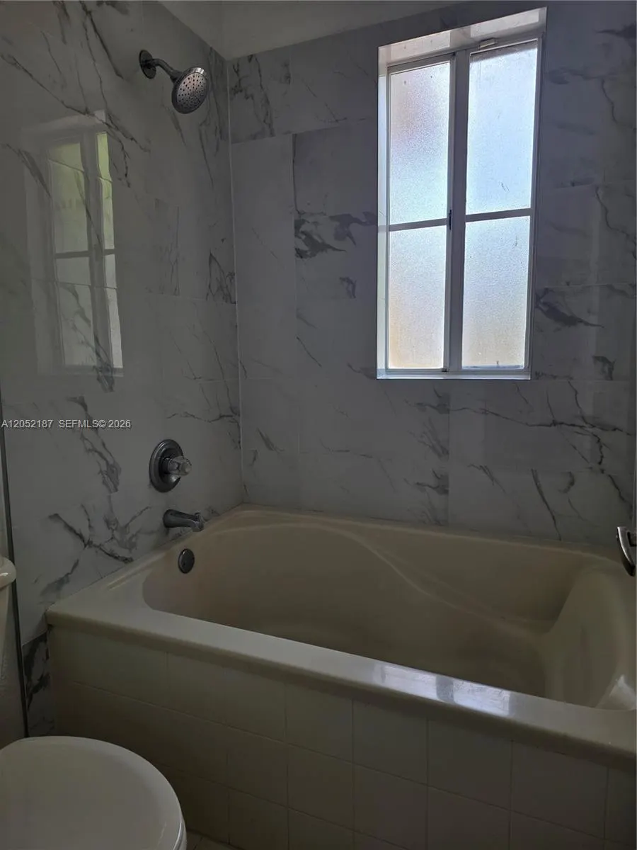 10760 NW 82 Terrace #7