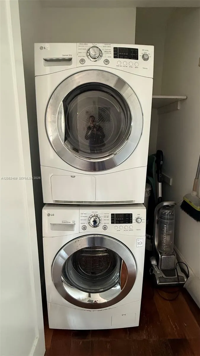 2451 Brickell Avenue #7P