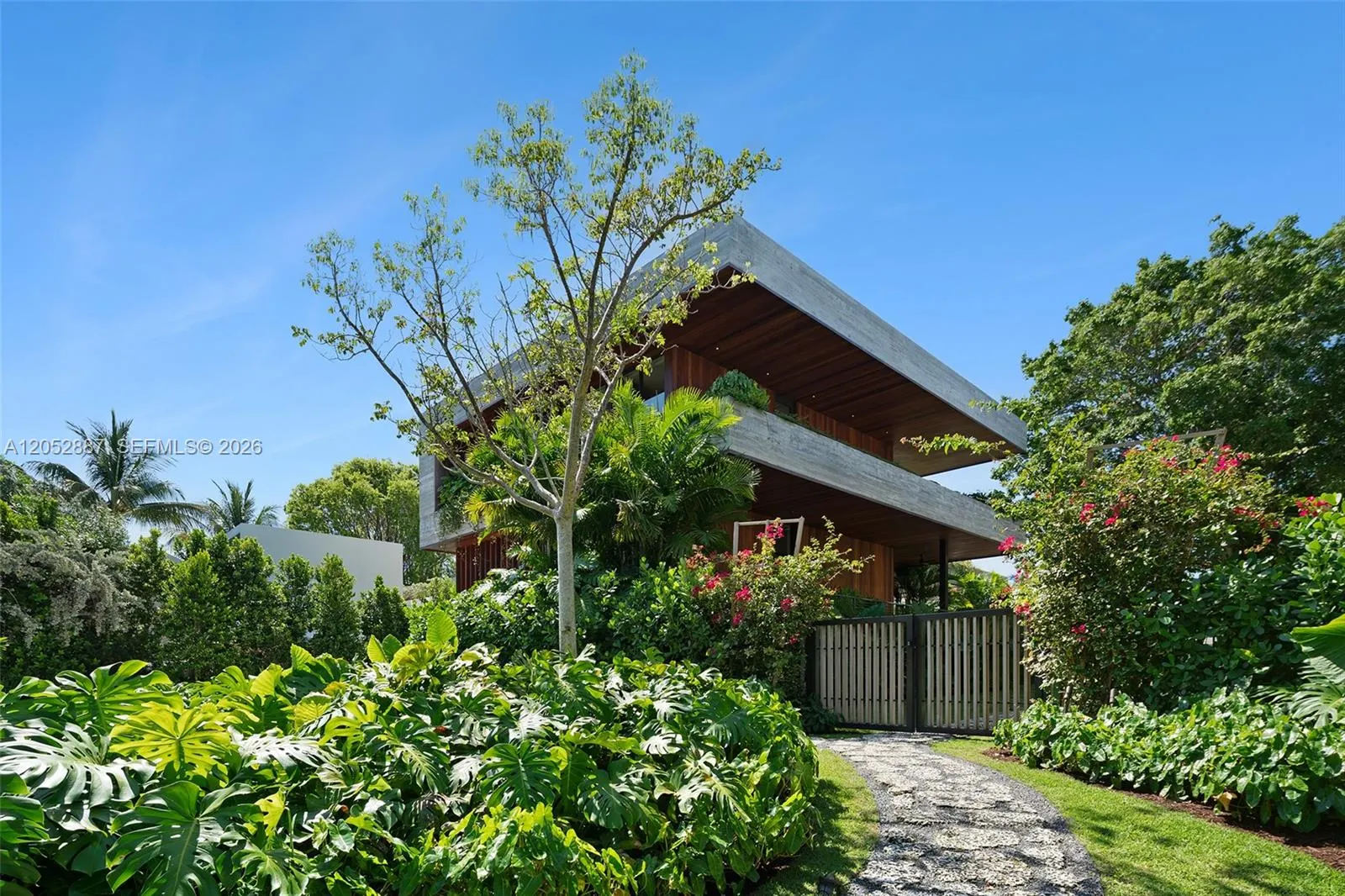 1420 W 23rd Street