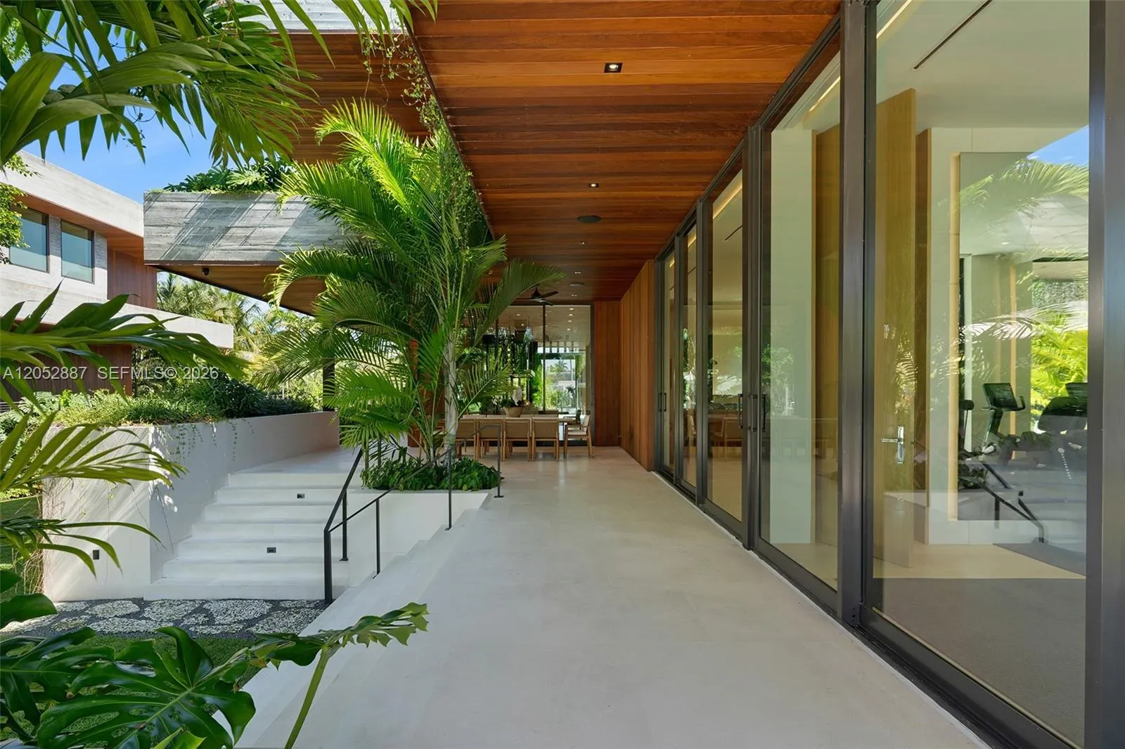 1420 W 23rd Street
