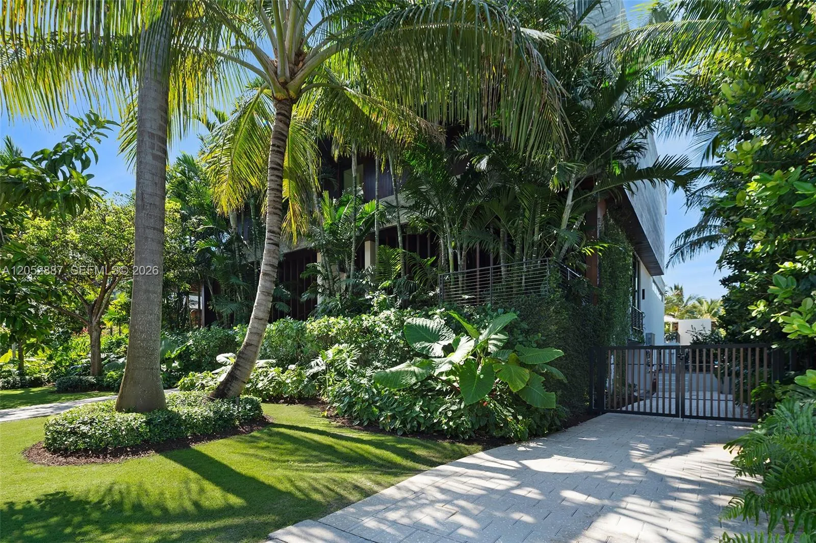 1420 W 23rd Street