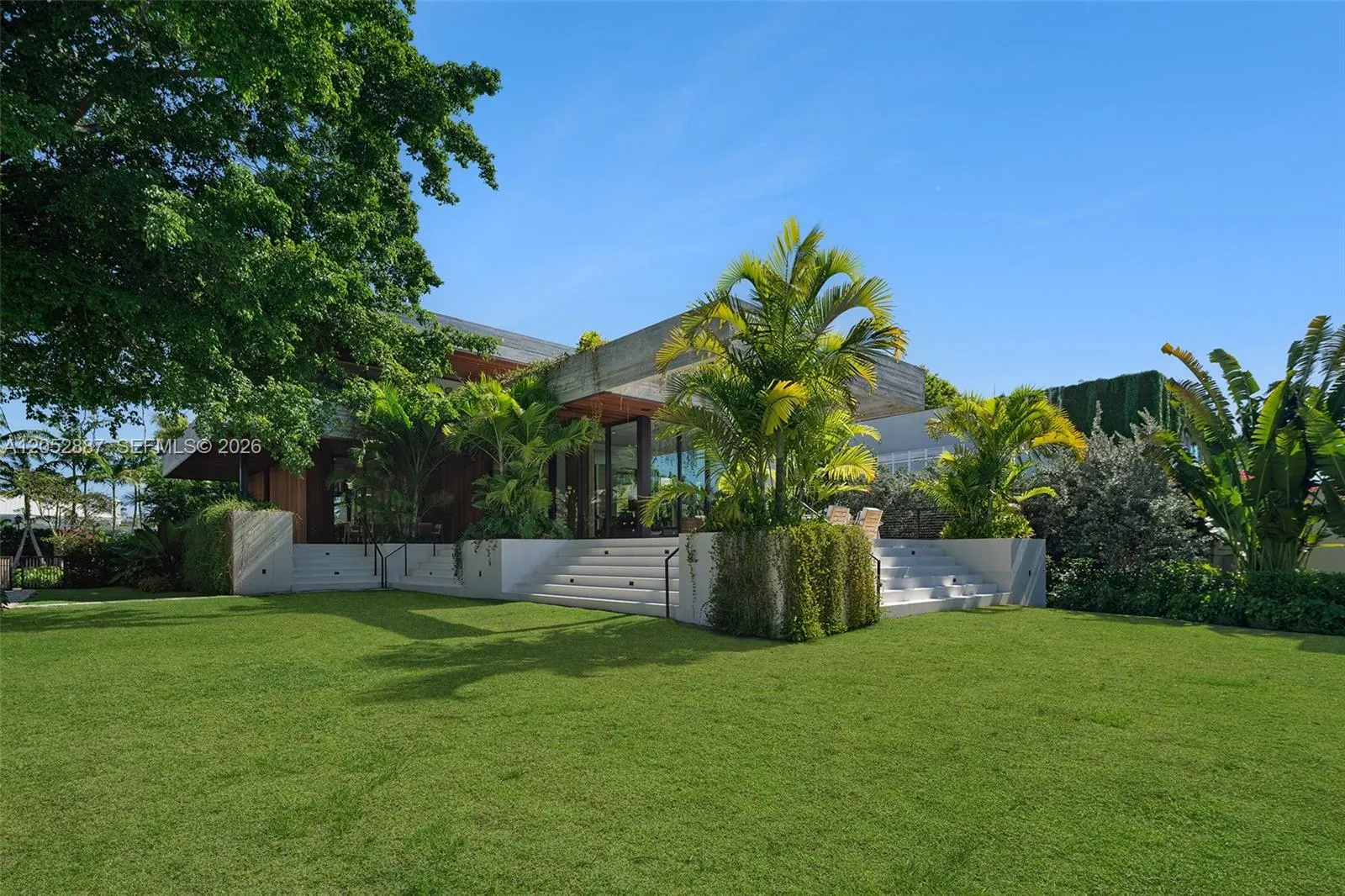 1420 W 23rd Street
