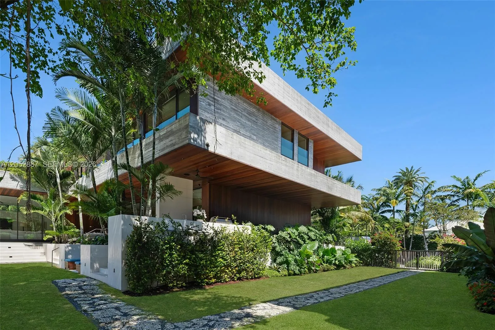 1420 W 23rd Street