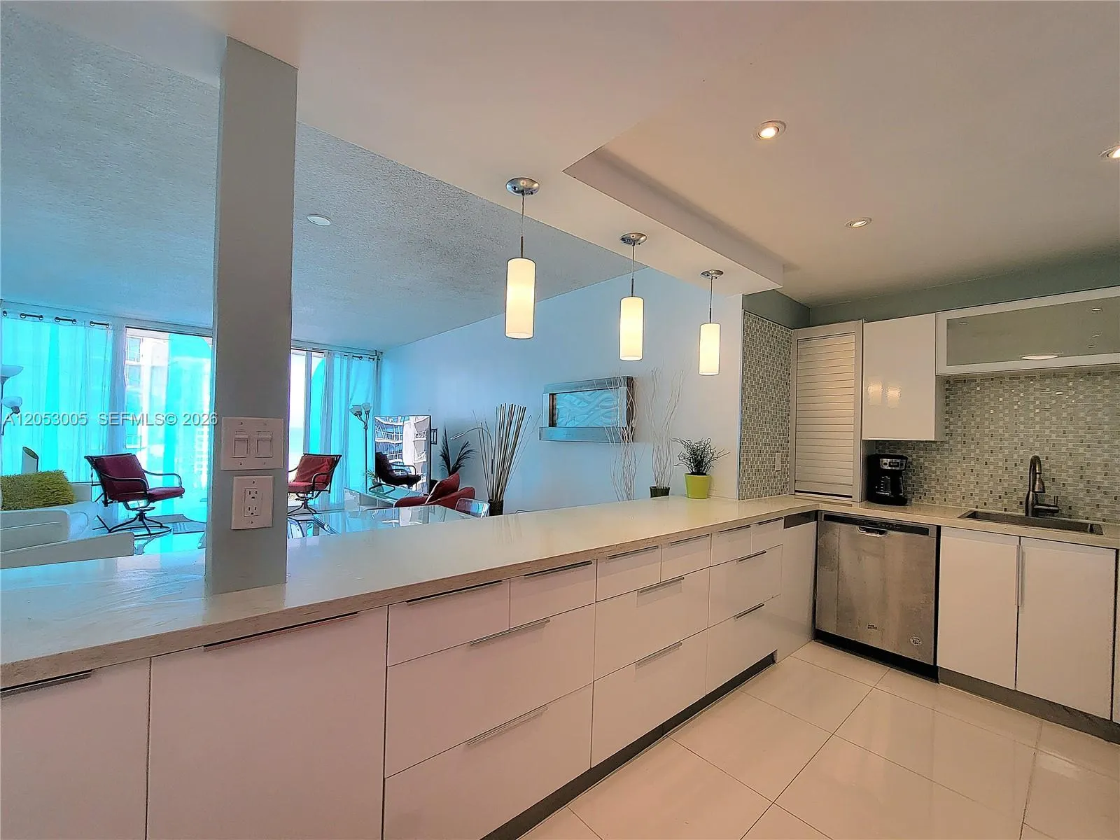 3505 S Ocean Drive #1011