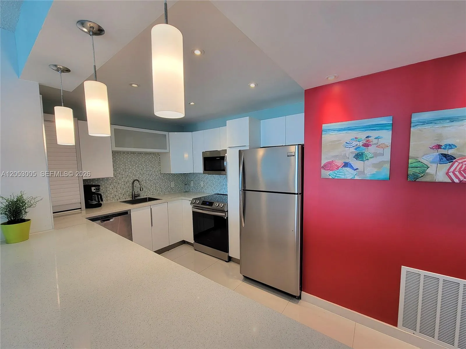 3505 S Ocean Drive #1011