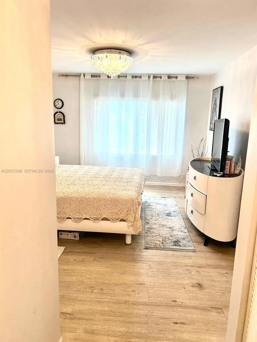 300 Diplomat Parkway #301