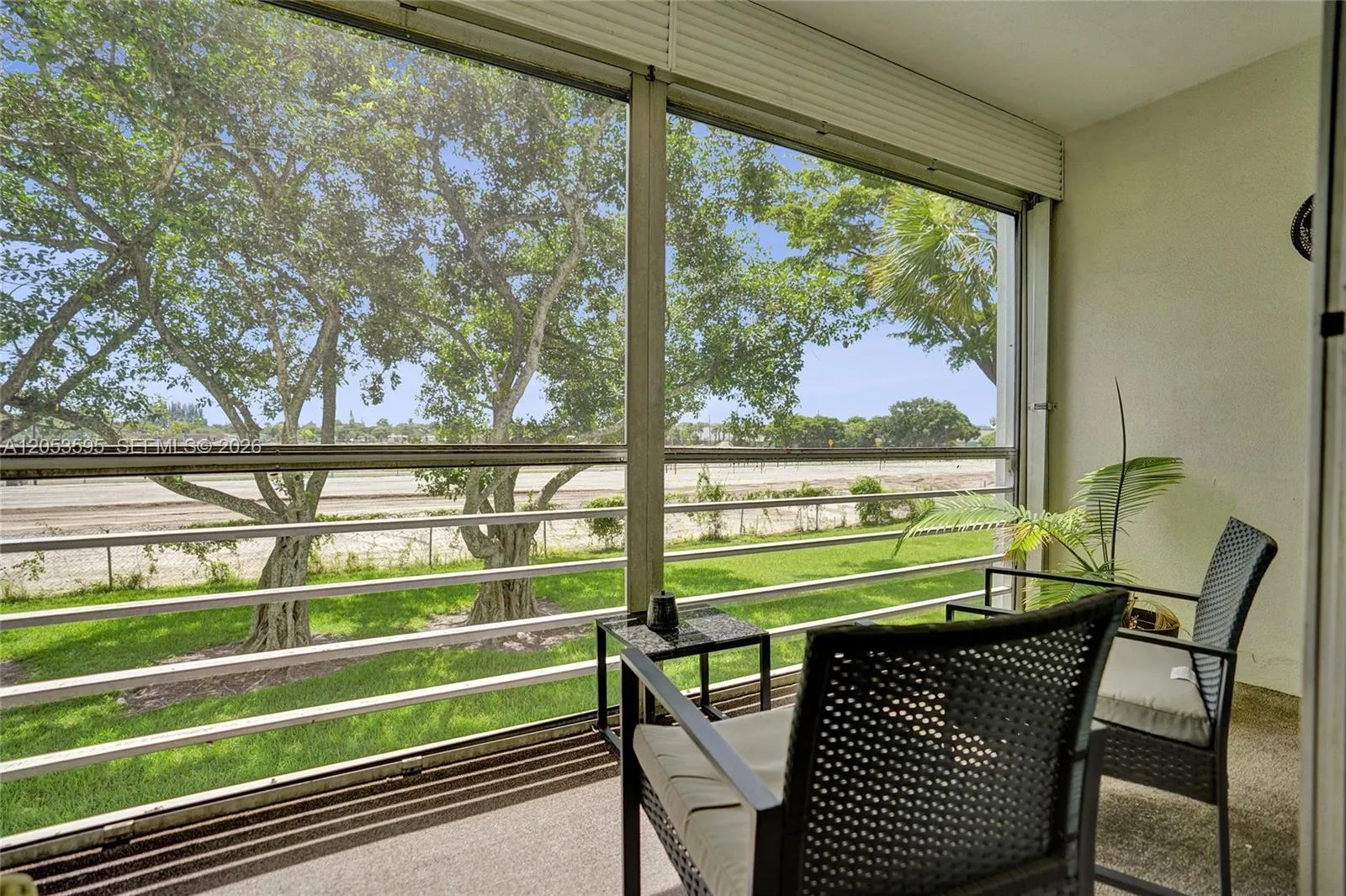 208 Greenbrier C #208