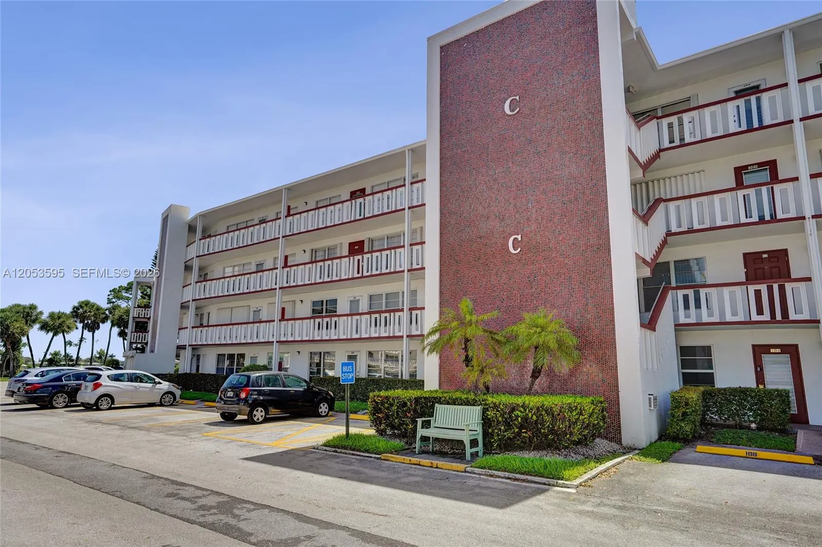 208 Greenbrier C #208